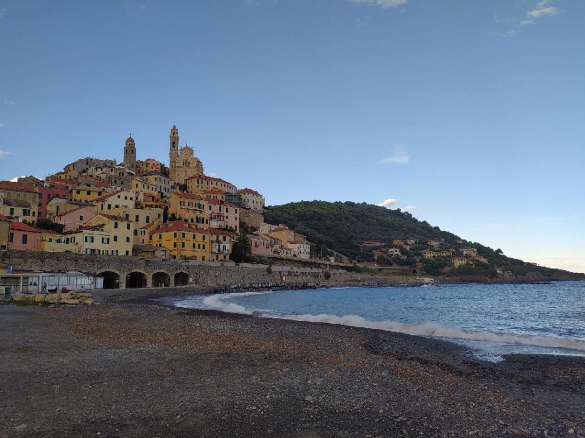 Tra Il Borgo E Il Mare Bed and Breakfast Cervo Exteriör bild